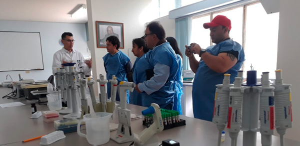 Jornada de capacitación en Brucelosis y Tuberculosis Bovina