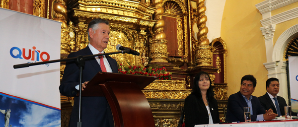 Suscripción de Convenio entre la Universidad Central del Ecuador y el Metro de Quito