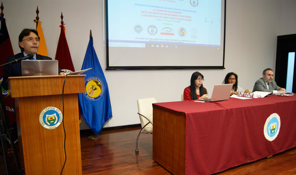La Universidad Central del Ecuador presentó a líderes juveniles un estudio sobre la aplicación de los OBJETIVOS DEL BUEN VIVIR a escala global