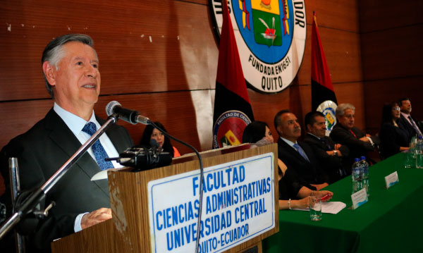 Ciencias Administrativas celebra 51 años con proyecciones internacionales