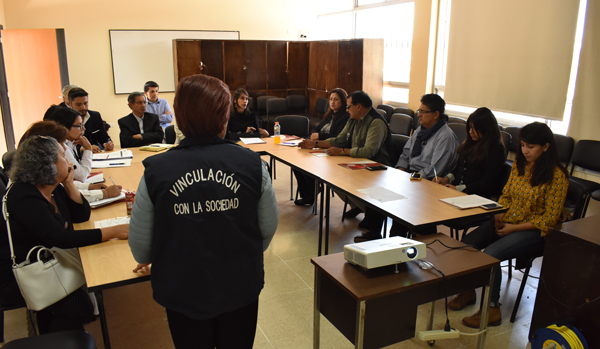 Coordinadores de programas de vinculación se reúnen