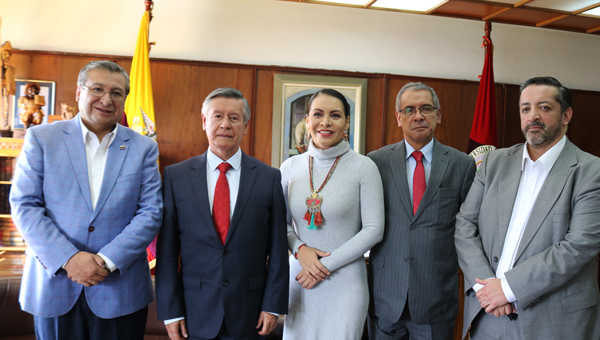 El CNE solicitó apoyo de la Universidad Central del Ecuador para elaborar los reglamentos del Código de la Democracia