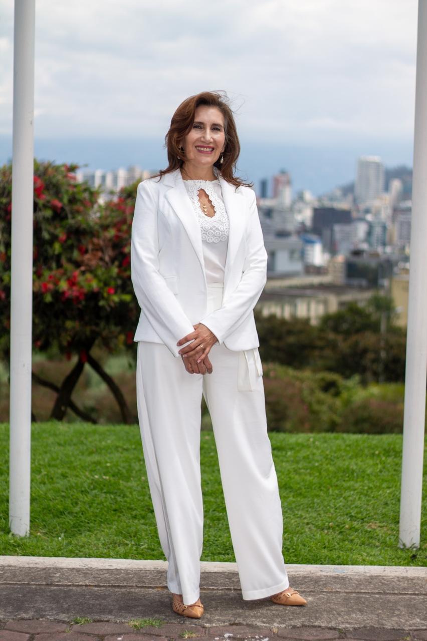 Dra. Myriam Katherine Zurita Sol&iacute;s